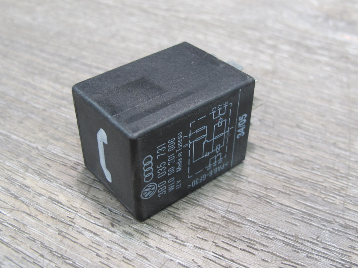 2006-2012 Bentley Flying Spur Fuse Relay Control Module Unit 3B0035731