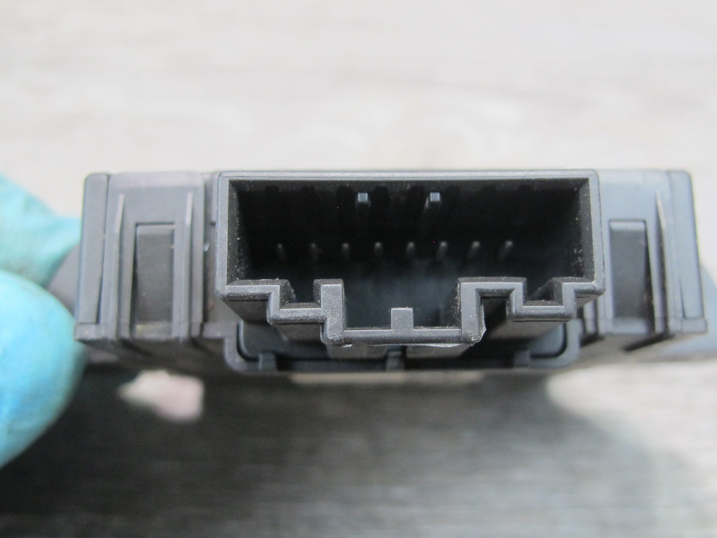 2006-2012 Bentley Flying Spur Center Dashboard Temperature Button Switch