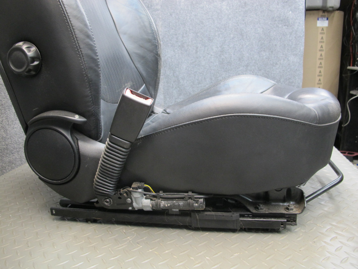 07-09 Mini Cooper R56 Front & Rear Sport Heated Perforated Leather Seat OEM