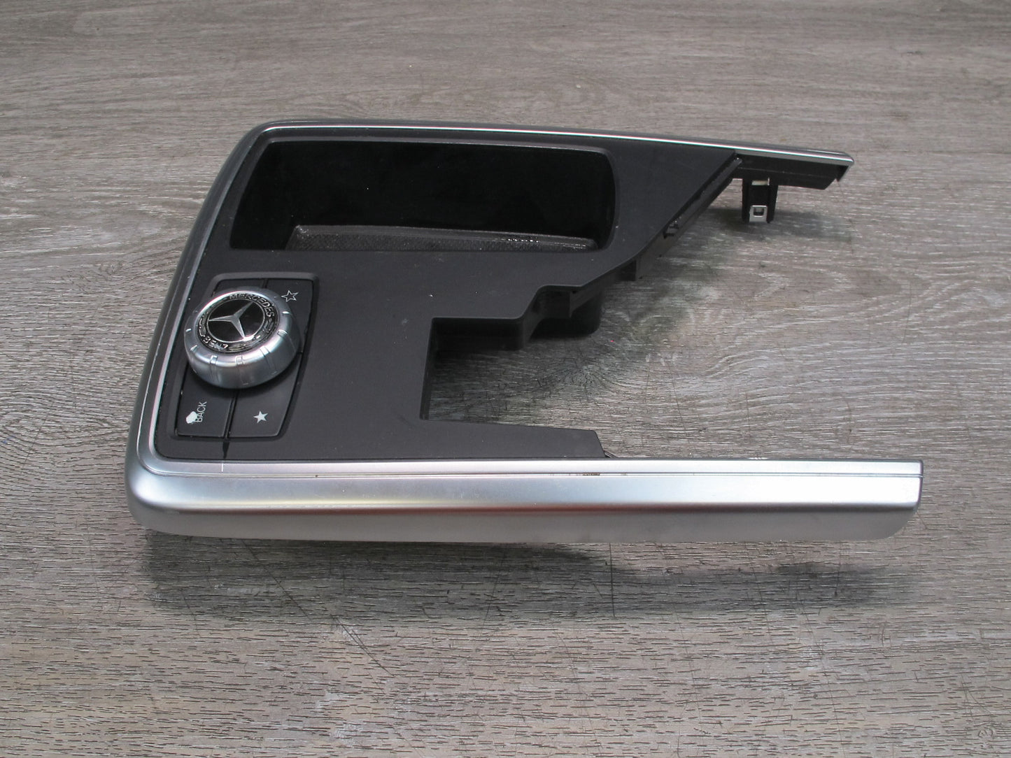 13-15 Mercedes W166 X166 Center Console Trim Bezel Panel w Media Switch OEM