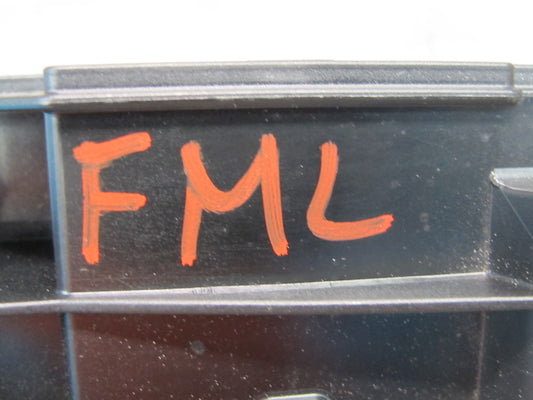 13-15 Mercedes W166 X166 Under Dash Fuse Relay Box Module 1665456840 OEM