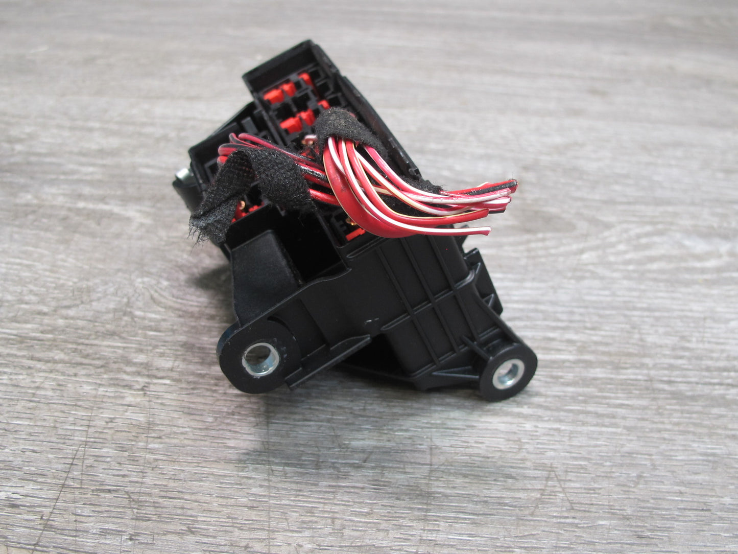 13-15 Mercedes W166 X166 Under Dash Fuse Relay Box Module 1665456840 OEM