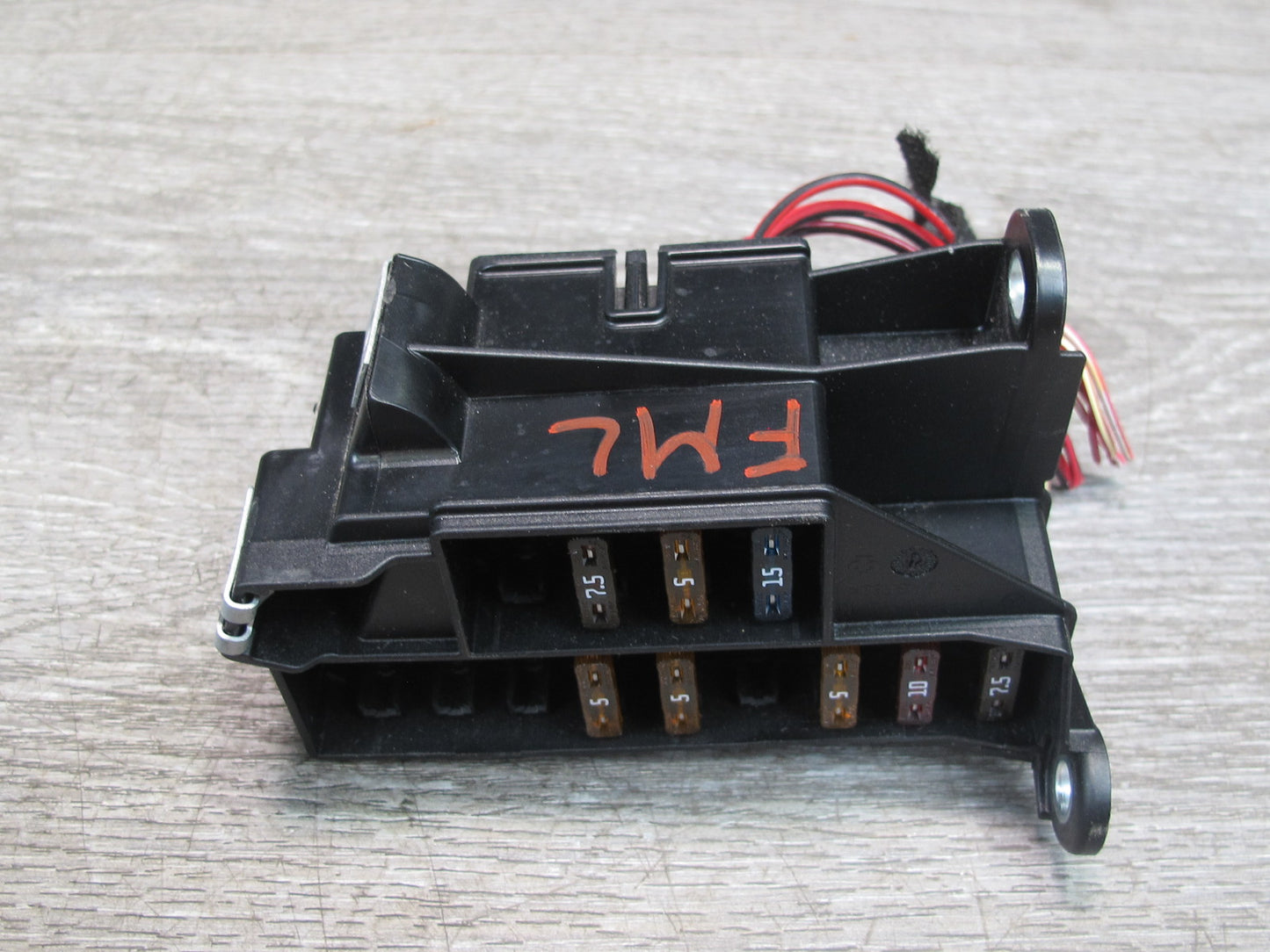 13-15 Mercedes W166 X166 Under Dash Fuse Relay Box Module 1665456840 OEM