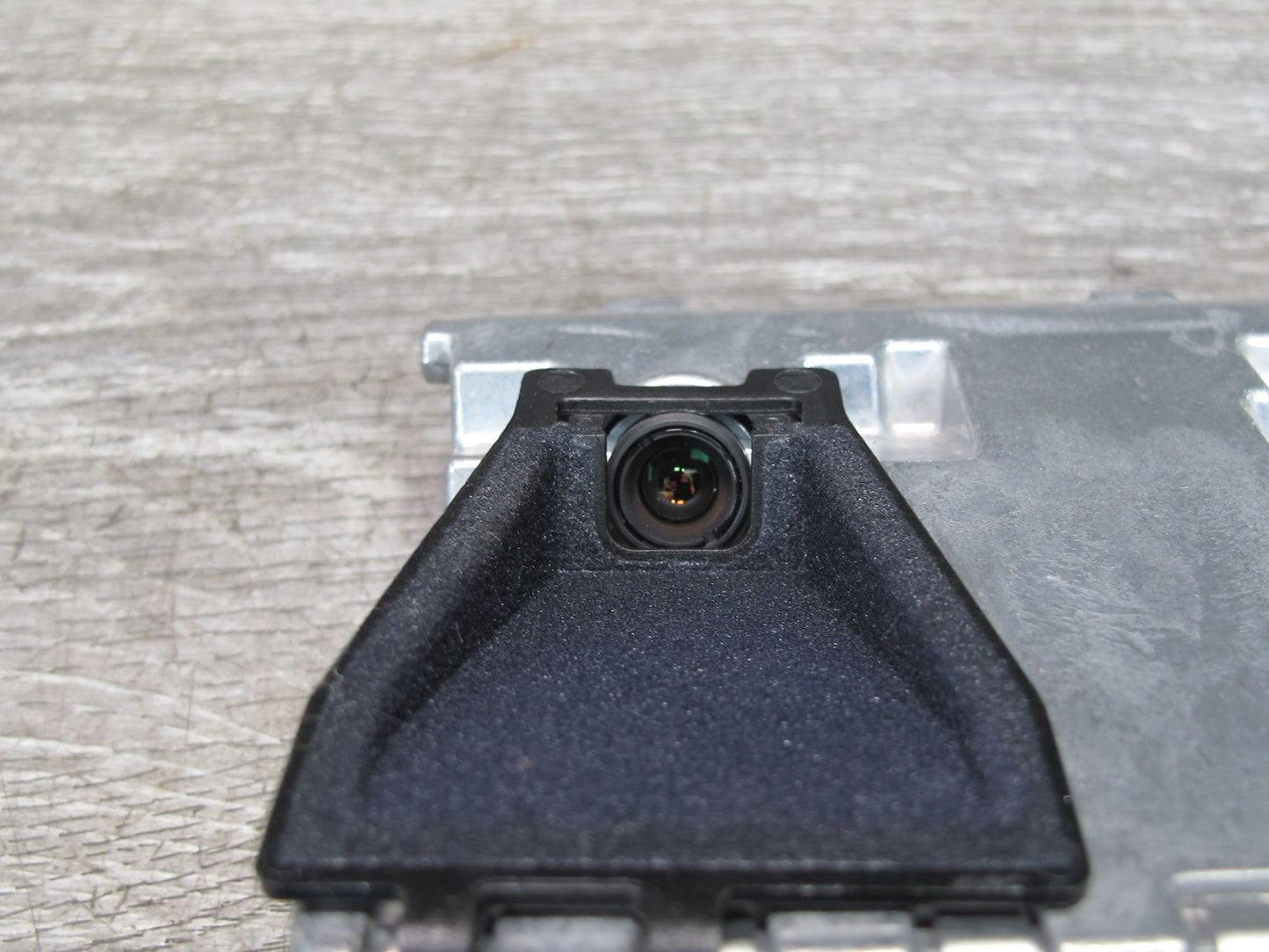 13-15 Mercedes W166 X166 Front Lane Departure Assist Camera 0009057302 OEM