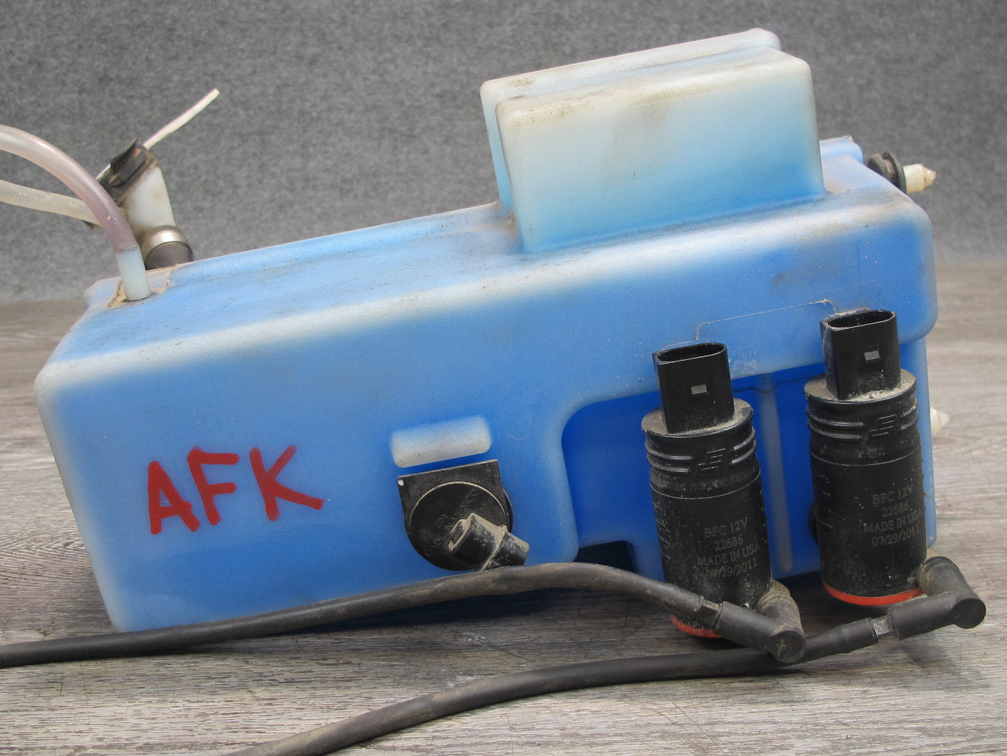 11-12 Fisker Karma Windshield Washer Reservoir Tank w Pump & Filler Neck OEM