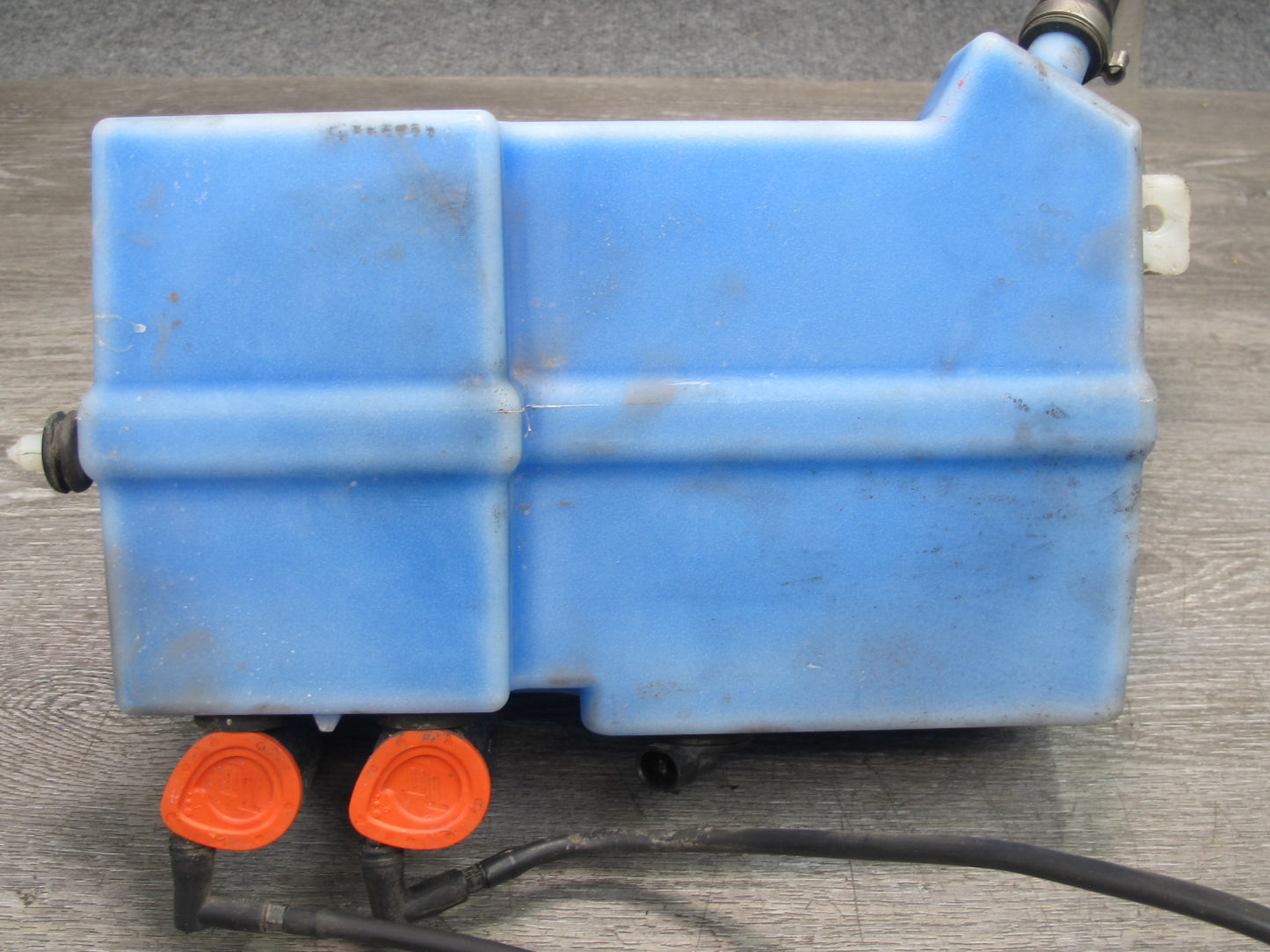 11-12 Fisker Karma Windshield Washer Reservoir Tank w Pump & Filler Neck OEM