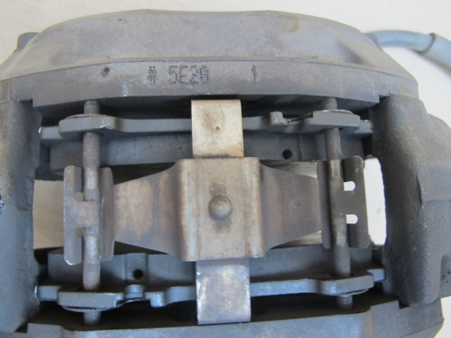 03-06 Mercedes R230 Set of 2 Front Left & Right Brembo Brake Caliper OEM