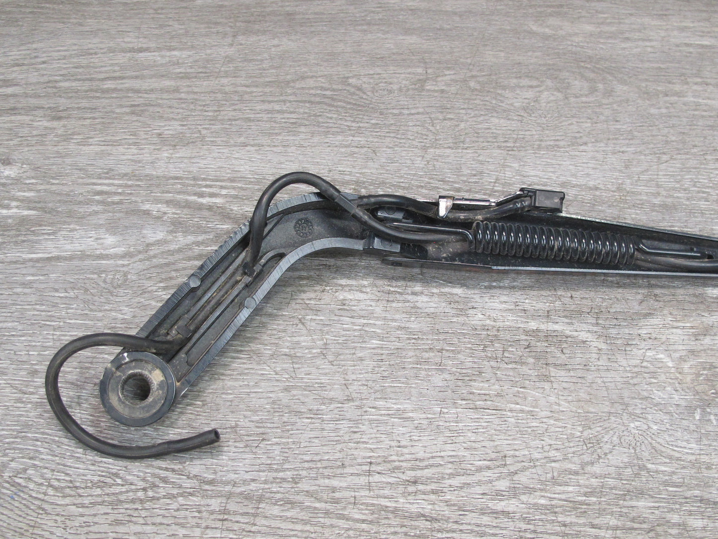 11-12 Fisker Karma Set of 2 Front Left & Right Windshield Wiper Arm w Hose OEM