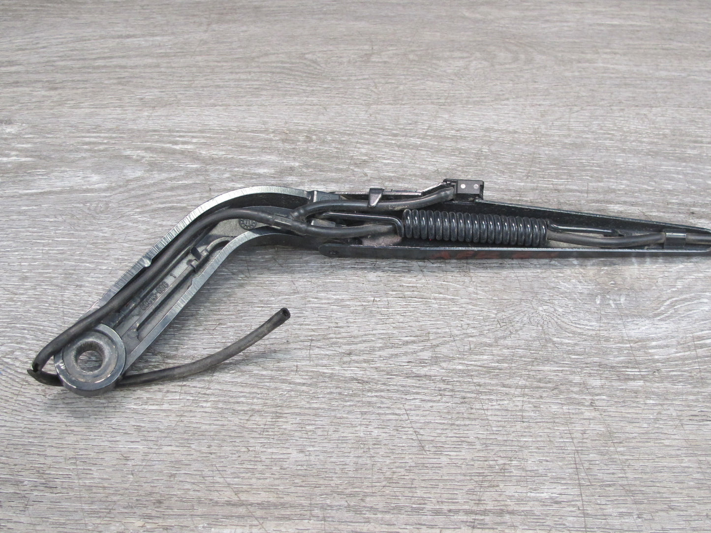 11-12 Fisker Karma Set of 2 Front Left & Right Windshield Wiper Arm w Hose OEM