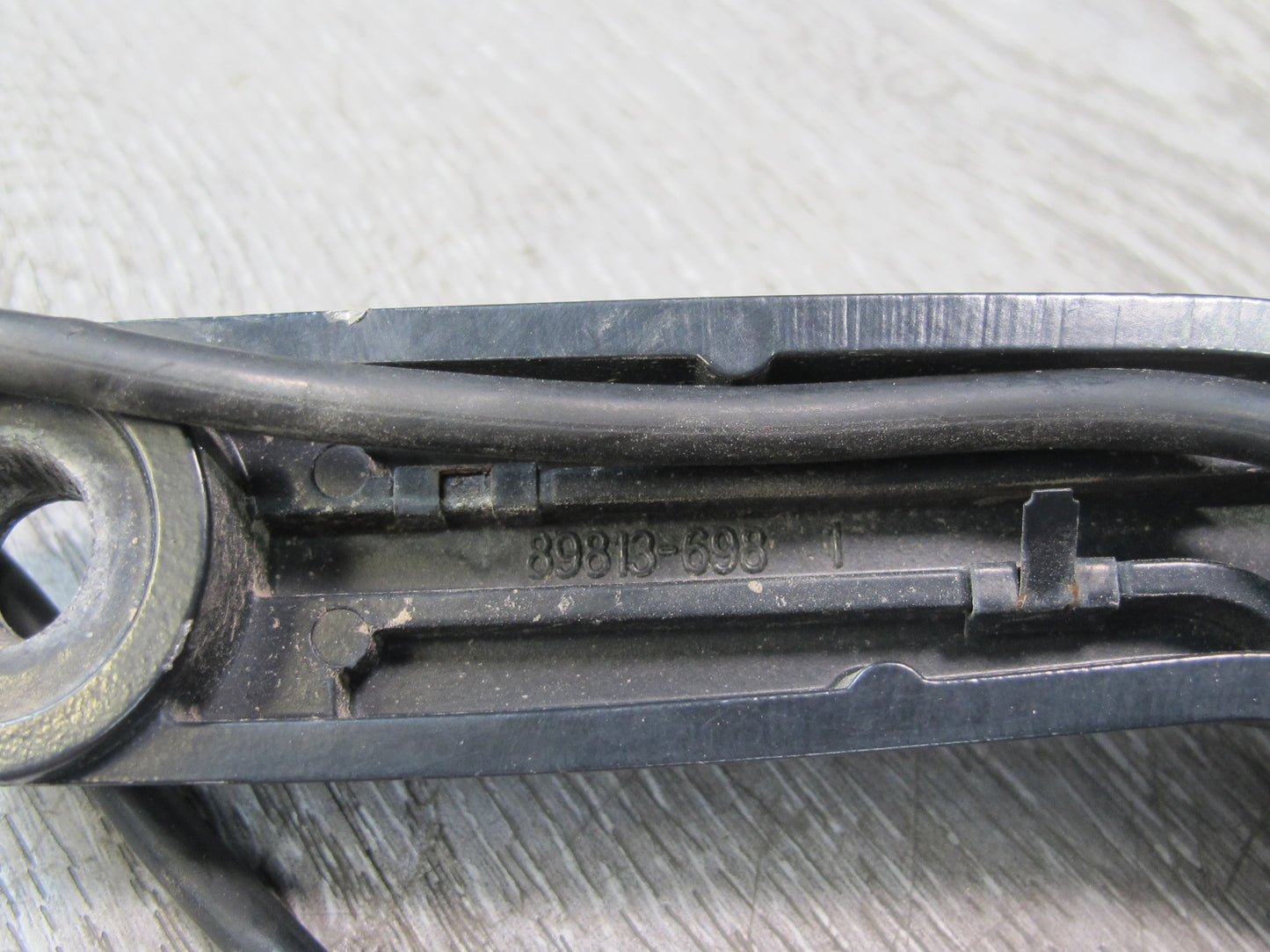 11-12 Fisker Karma Set of 2 Front Left & Right Windshield Wiper Arm w Hose OEM