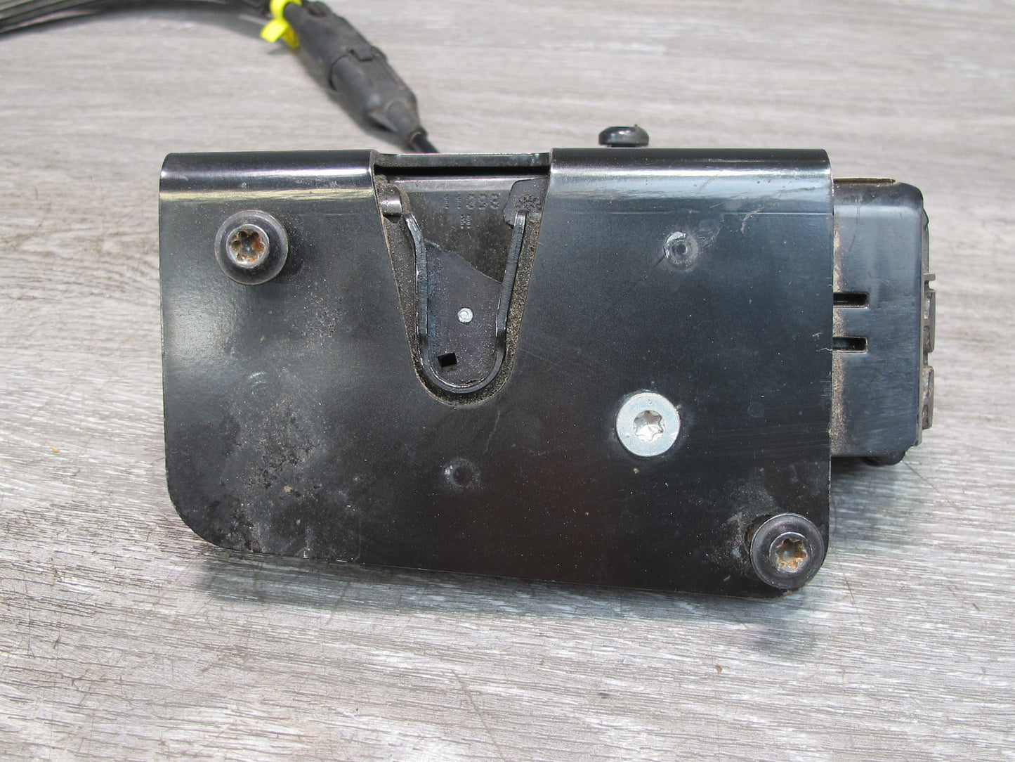 11-12 Fisker Karma Front Right Passenger Door Lock Latch Actuator w Cable OEM