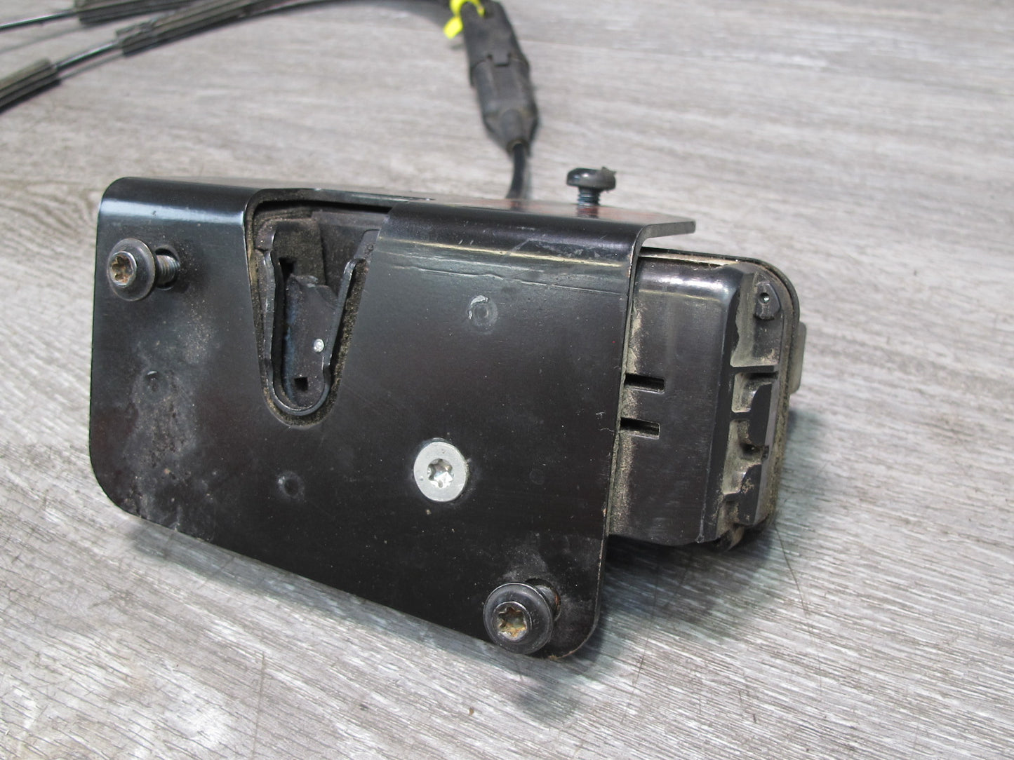 11-12 Fisker Karma Front Right Passenger Door Lock Latch Actuator w Cable OEM