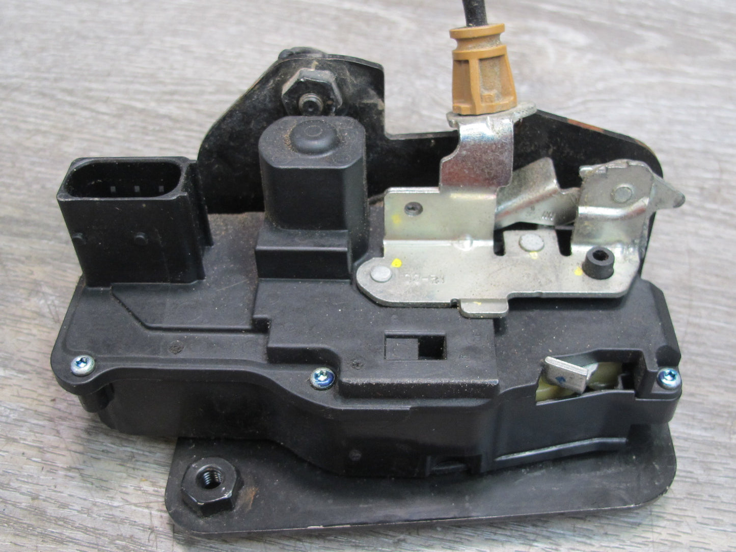 11-12 Fisker Karma Rear Right Door Lock Latch Actuator w Cable OEM