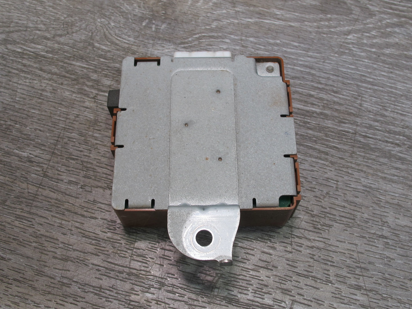 1998-1999 Lexus J100 LX470 AWD Door Receiver Control Module Unit 89741-60060