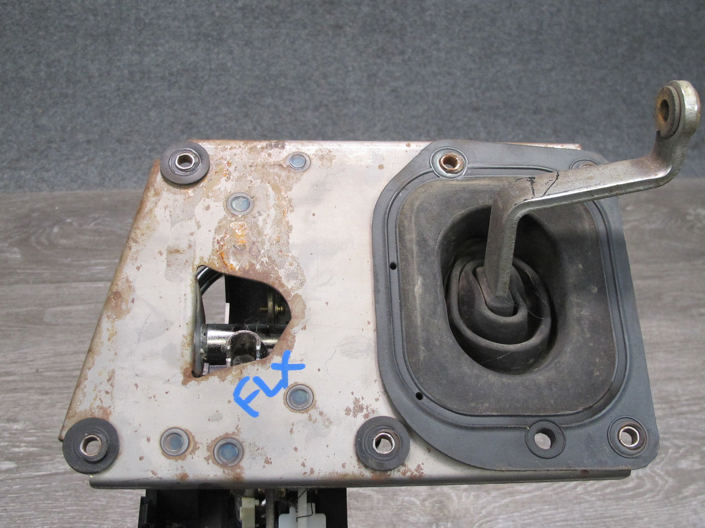 1998-2002 Lexus J100 LX470 Automatic Transmission Gear Shifter Selector Lever