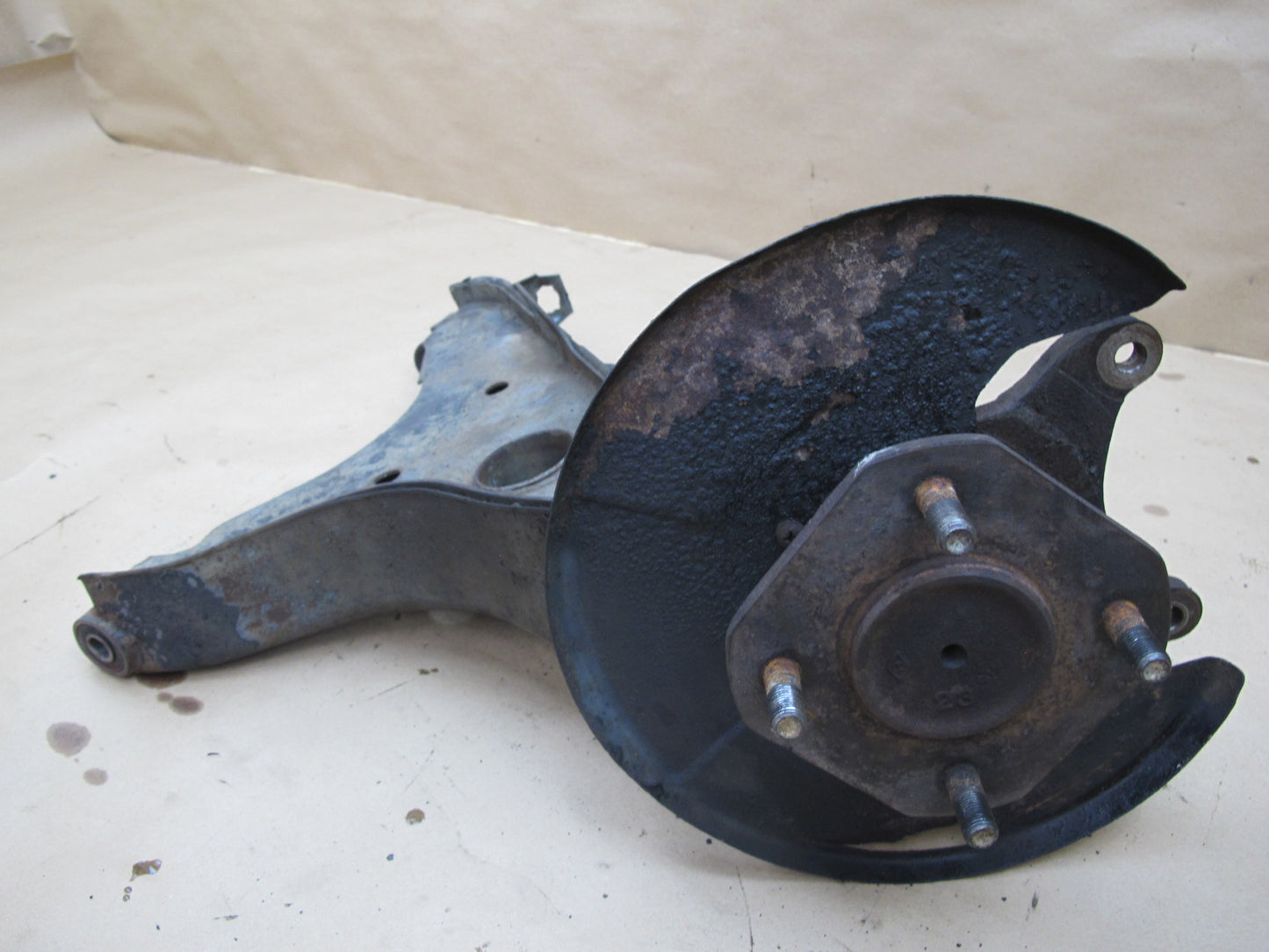 82-83 Datsun Nissan 280ZX 2+0 NA Rear Right Knuckle Wheel Hub Trailing Arm OEM