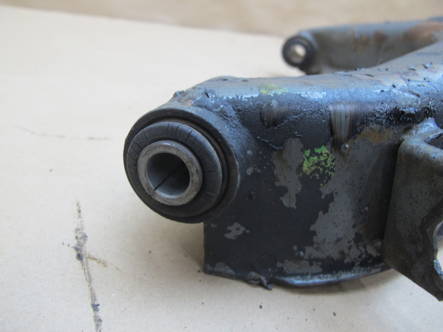 82-83 Datsun Nissan 280ZX 2+0 NA Rear Right Knuckle Wheel Hub Trailing Arm OEM
