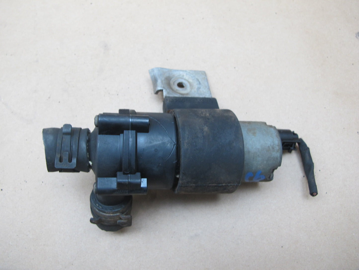 03-12 Mercedes R230 Sl-class Auxiliary AUX Coolant Water Pump 2308300114 OEM