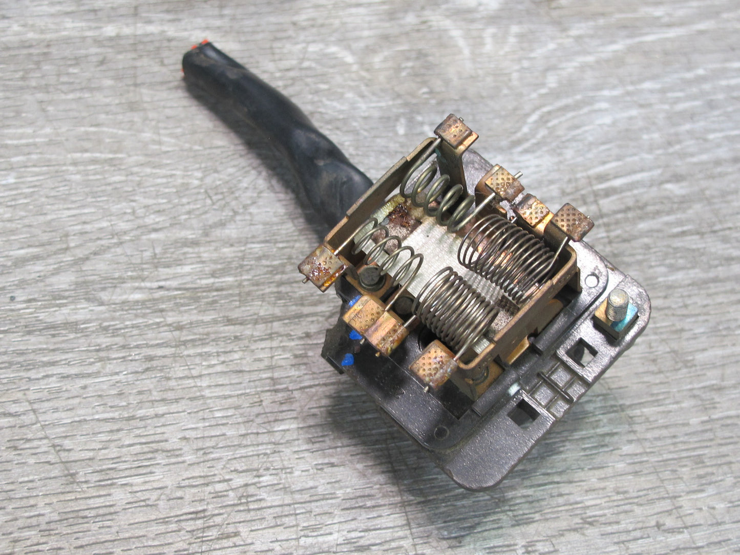 1983-1986 Porsche 928 S Heater Resistor Rheostat