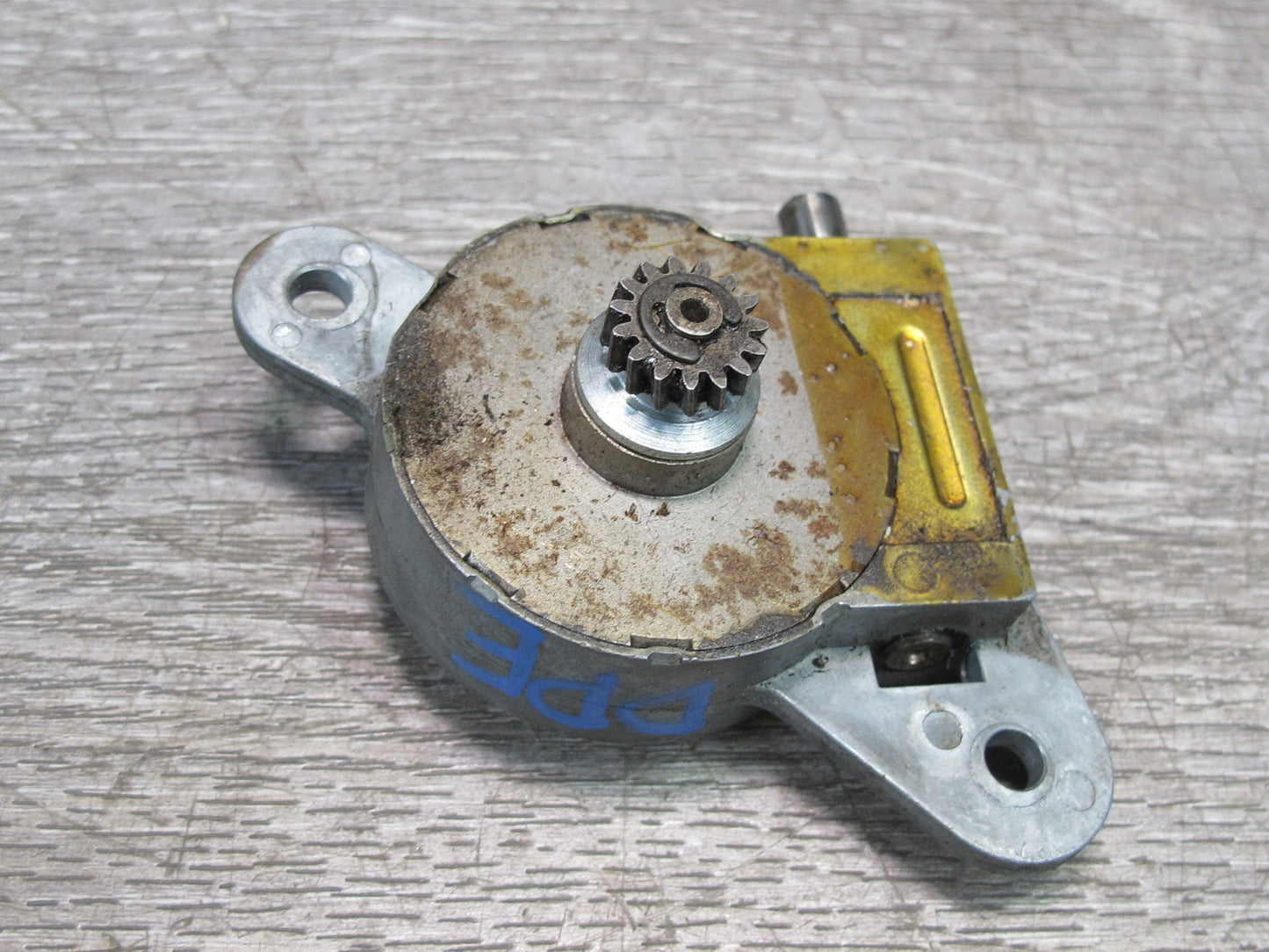 1983-1986 Porsche 928 S Power Sunroof Moon Roof Window Motor