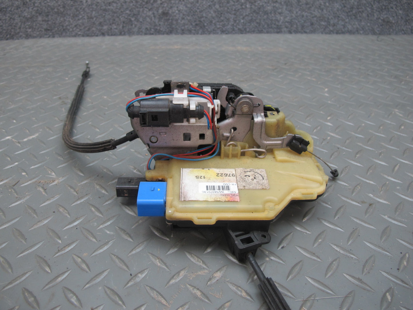 06-12 Bentley Continental Flying Spur Front Right Door Lock Latch Actuator