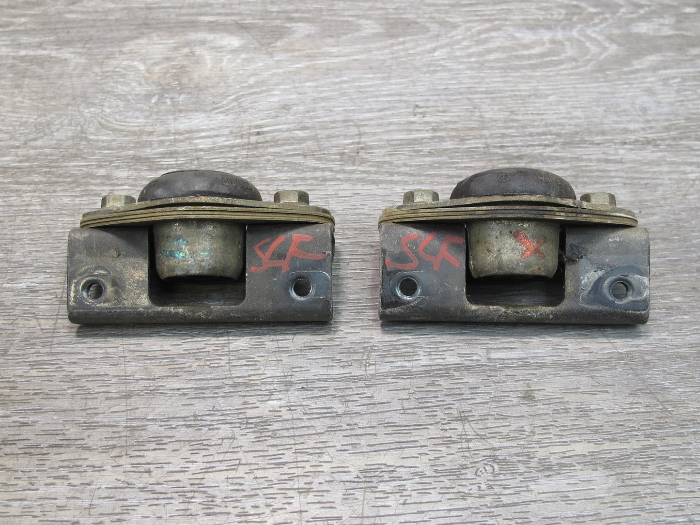 96-02 Mercedes R129 Convertible TOP Roof Lock Locking PIN Catch Set OEM