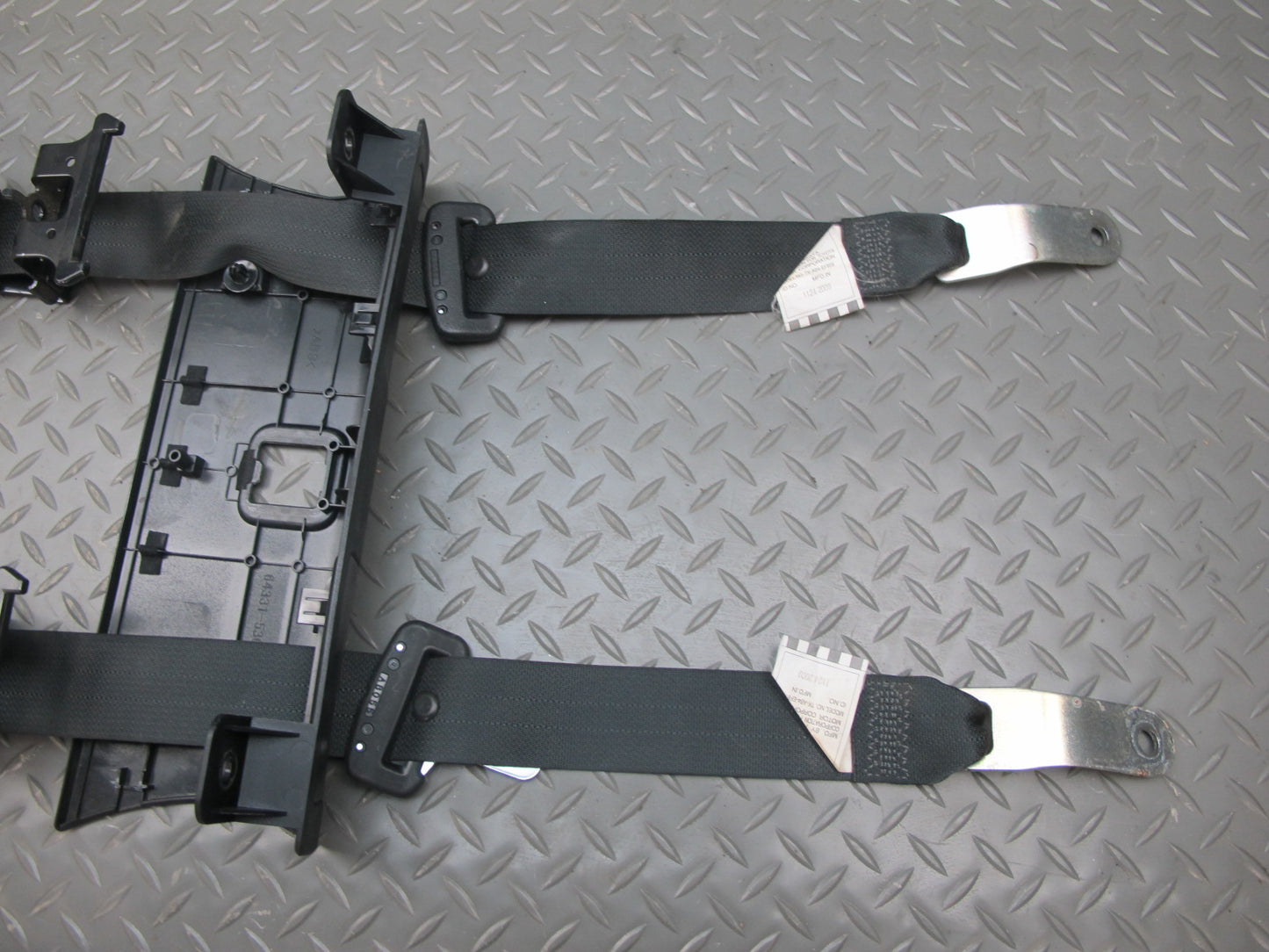 10-15 LEXUS IS250 IS350 CONVERTIBLE REAR RIGHT & LEFT SIDE SEATBELT RETRACTOR SET OEM