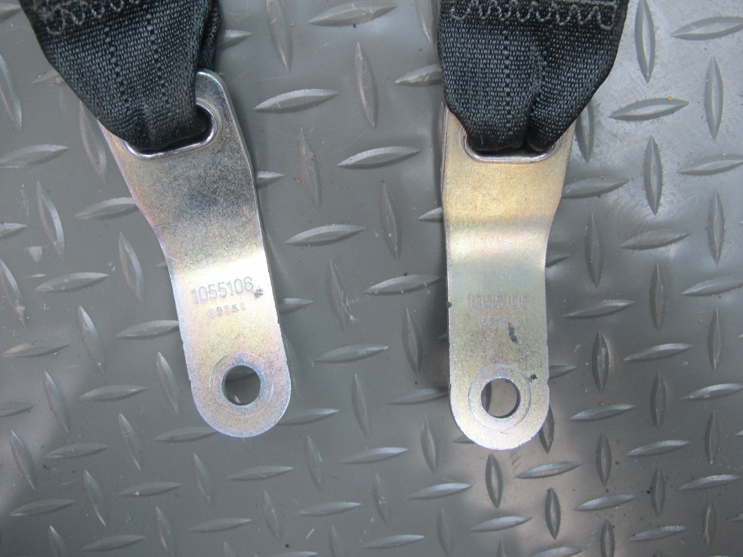 10-15 LEXUS IS250 IS350 CONVERTIBLE REAR RIGHT & LEFT SIDE SEATBELT RETRACTOR SET OEM