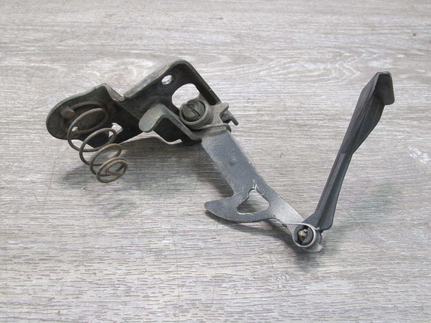 94-02 Mercedes R129 Front Hood Bonnet Lock Latch Hook Catch Release Handle OEM