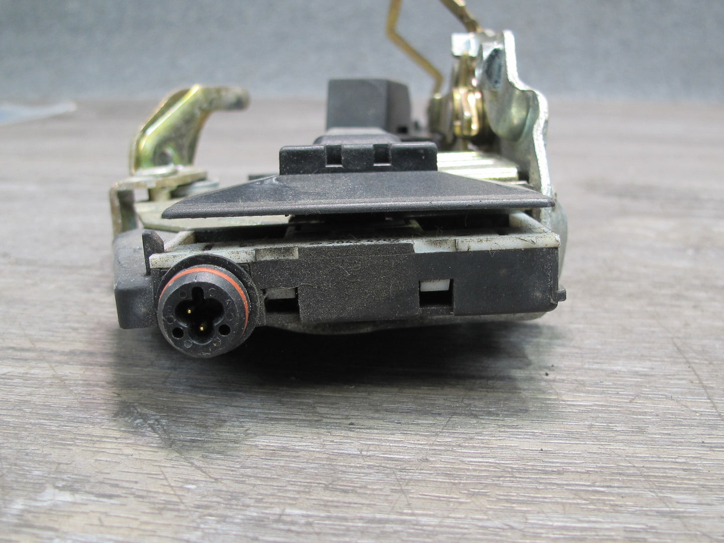 96-02 Mercedes R129 Sl-class Right Door Lock Latch Actuator OEM