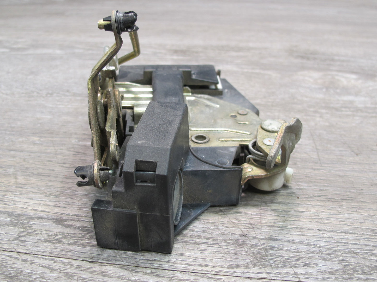 96-02 Mercedes R129 Sl-class Right Door Lock Latch Actuator OEM