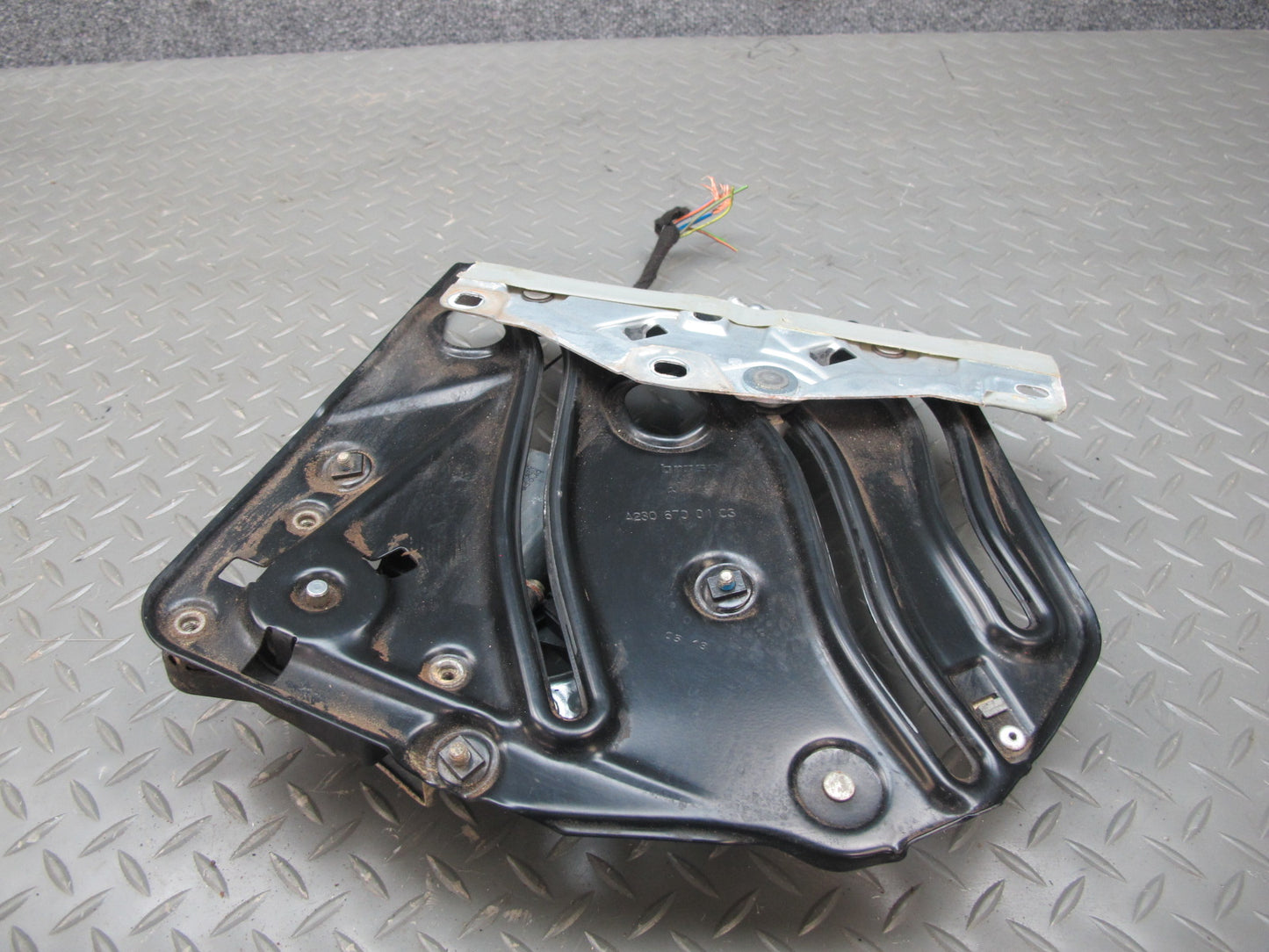 03-12 Mercedes R230 Sl-class Rear Left Window Regulator w Motor OEM