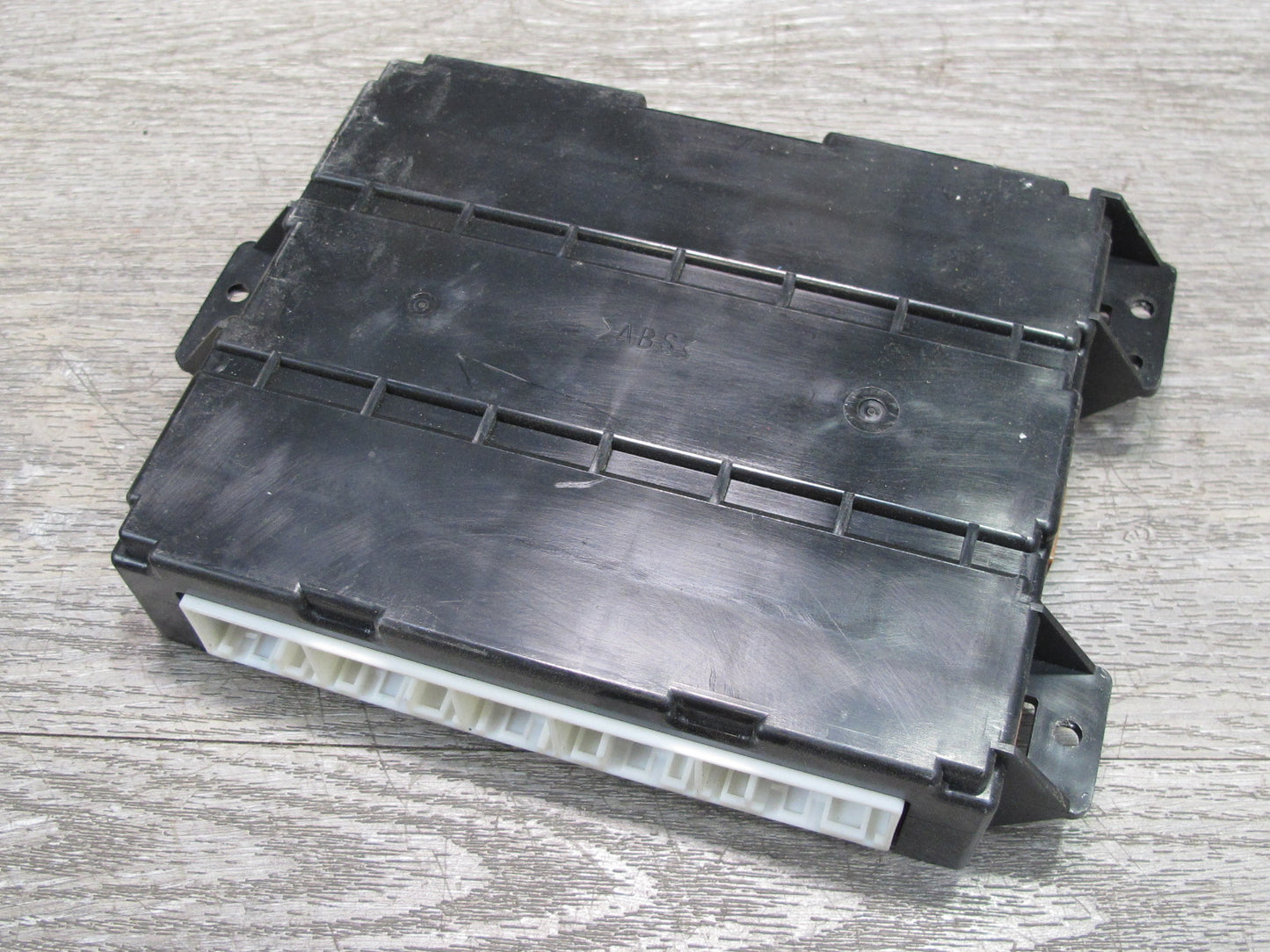 01-03 Lexus UCF30L LS430 Heater Amplifier Control Module 88650-50363 OEM
