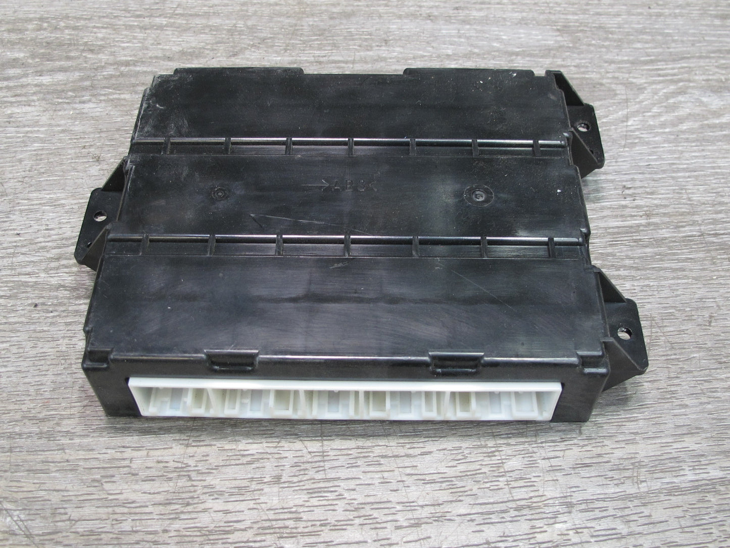 01-03 Lexus UCF30L LS430 Heater Amplifier Control Module 88650-50363 OEM