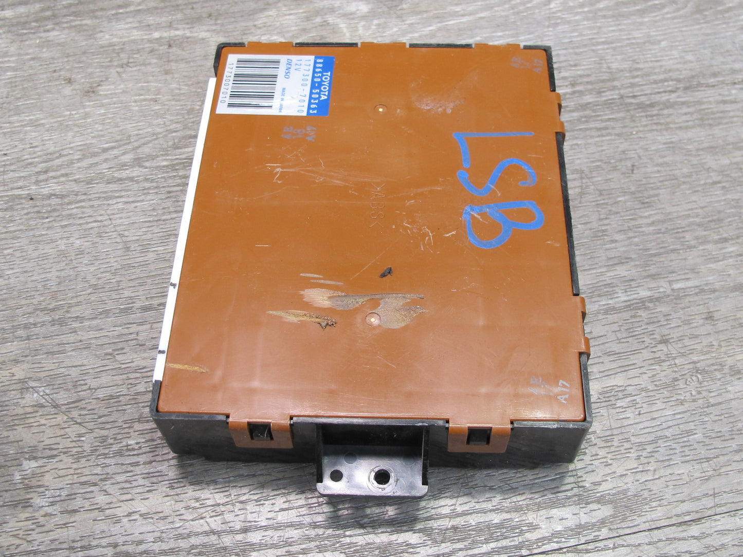 01-03 Lexus UCF30L LS430 Heater Amplifier Control Module 88650-50363 OEM