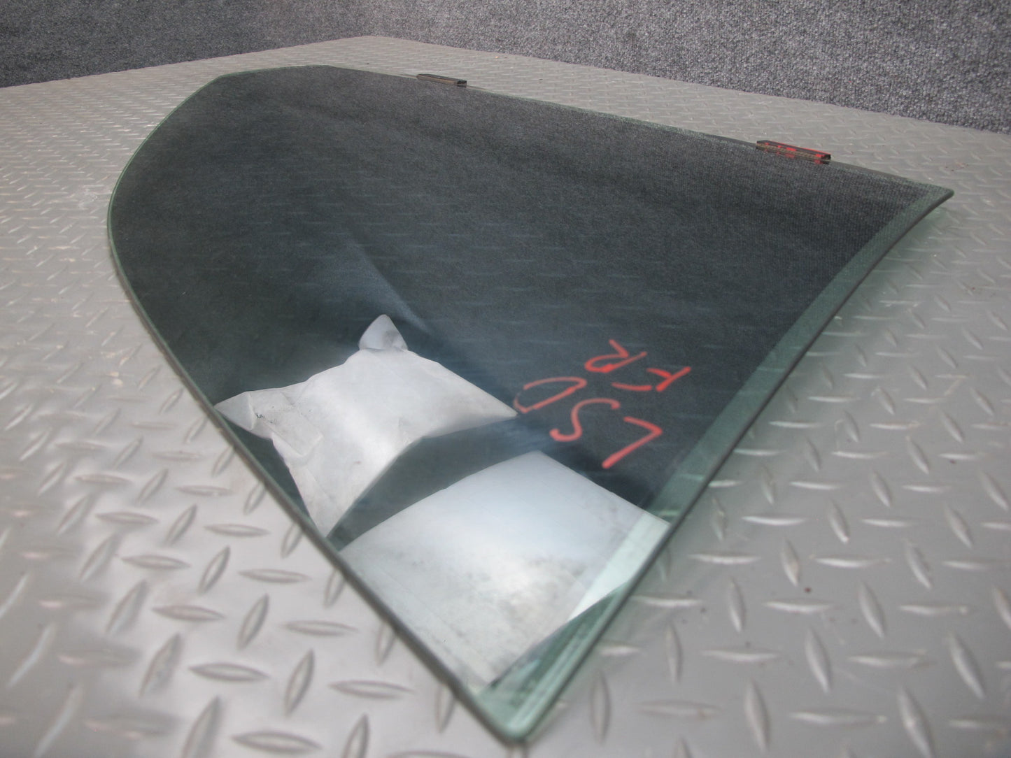 01-06 Lexus UCF30L LS430 Front Right Door Glass Window OEM
