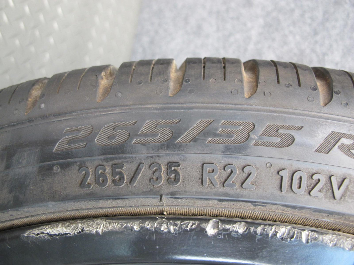11-12 Fisker Karma Factory R22 22" Front Wheel Rim 22x8.5J ET42.6 Tire 265/35