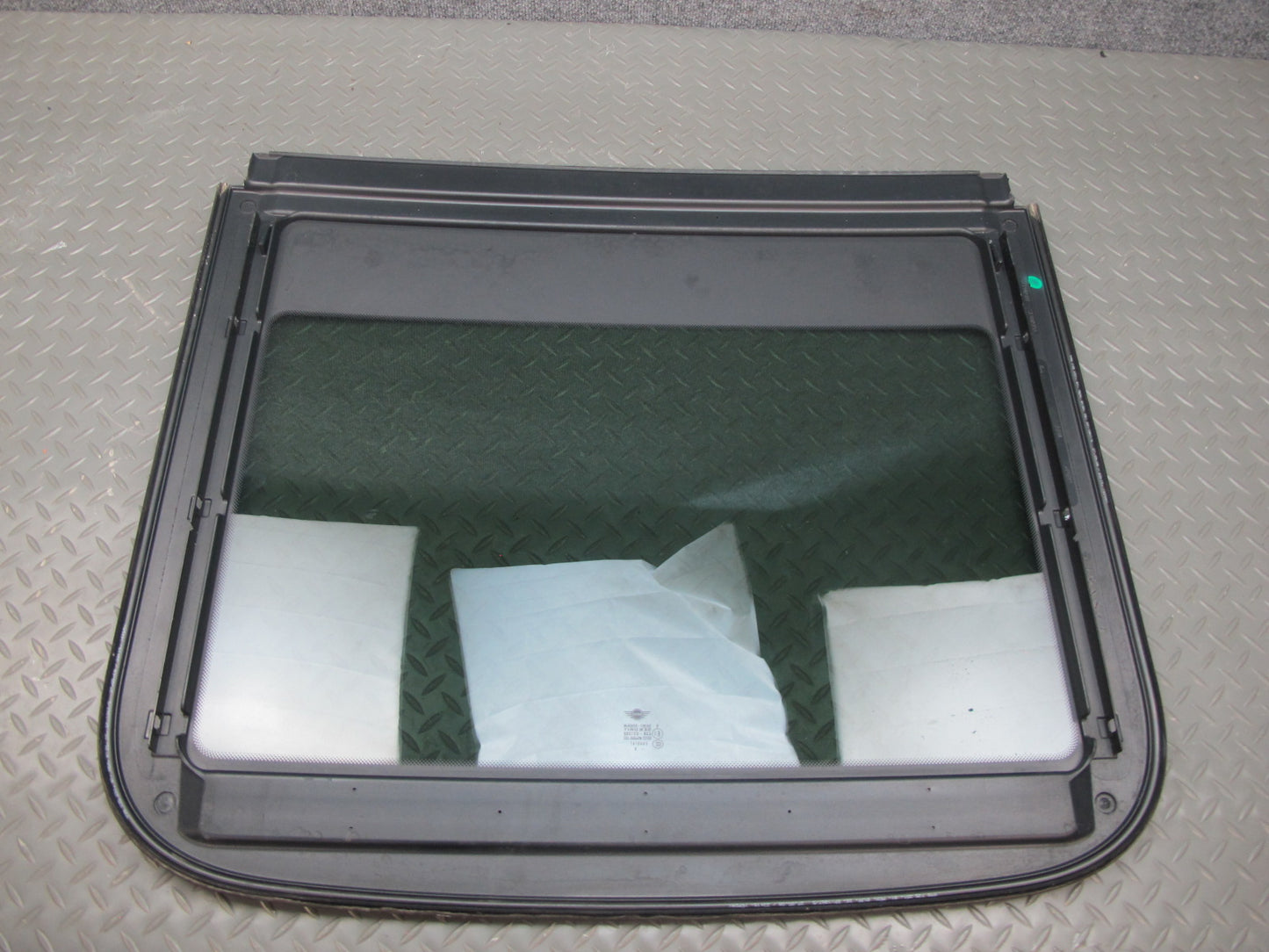 07-13 Mini Cooper R55 R56 Rear Sunroof Glass Window Panel 2751804 OEM