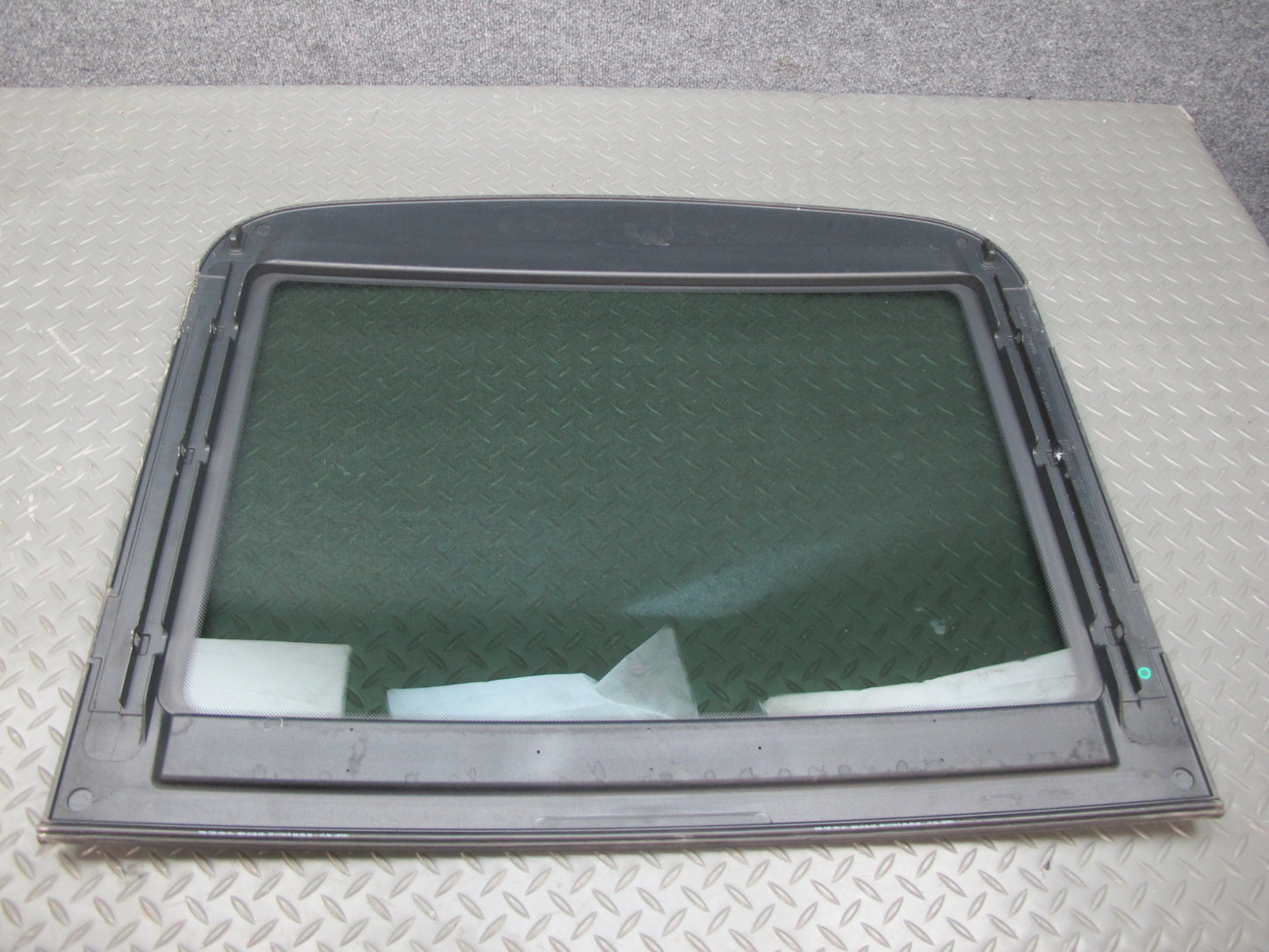 07-13 Mini Cooper R55 R56 Front Sunroof Glass Window Panel 2751803 OEM
