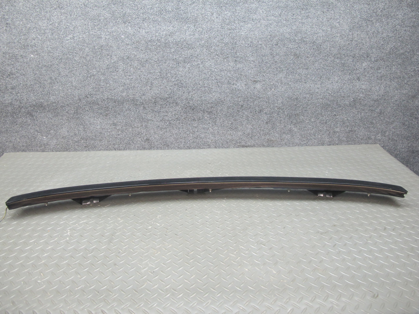 2006-2012 Bentley Flying Spur Rear Center 3RD Brake Stop Light Lamp