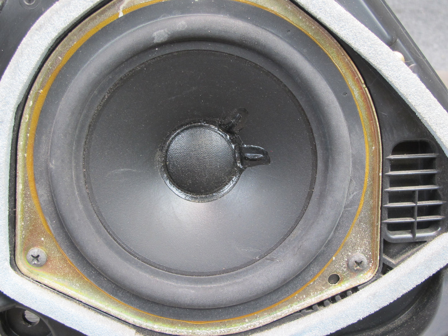 1998-2002 Lexus J100 LX470 Rear Right & Left Side Door Audio Speaker Set