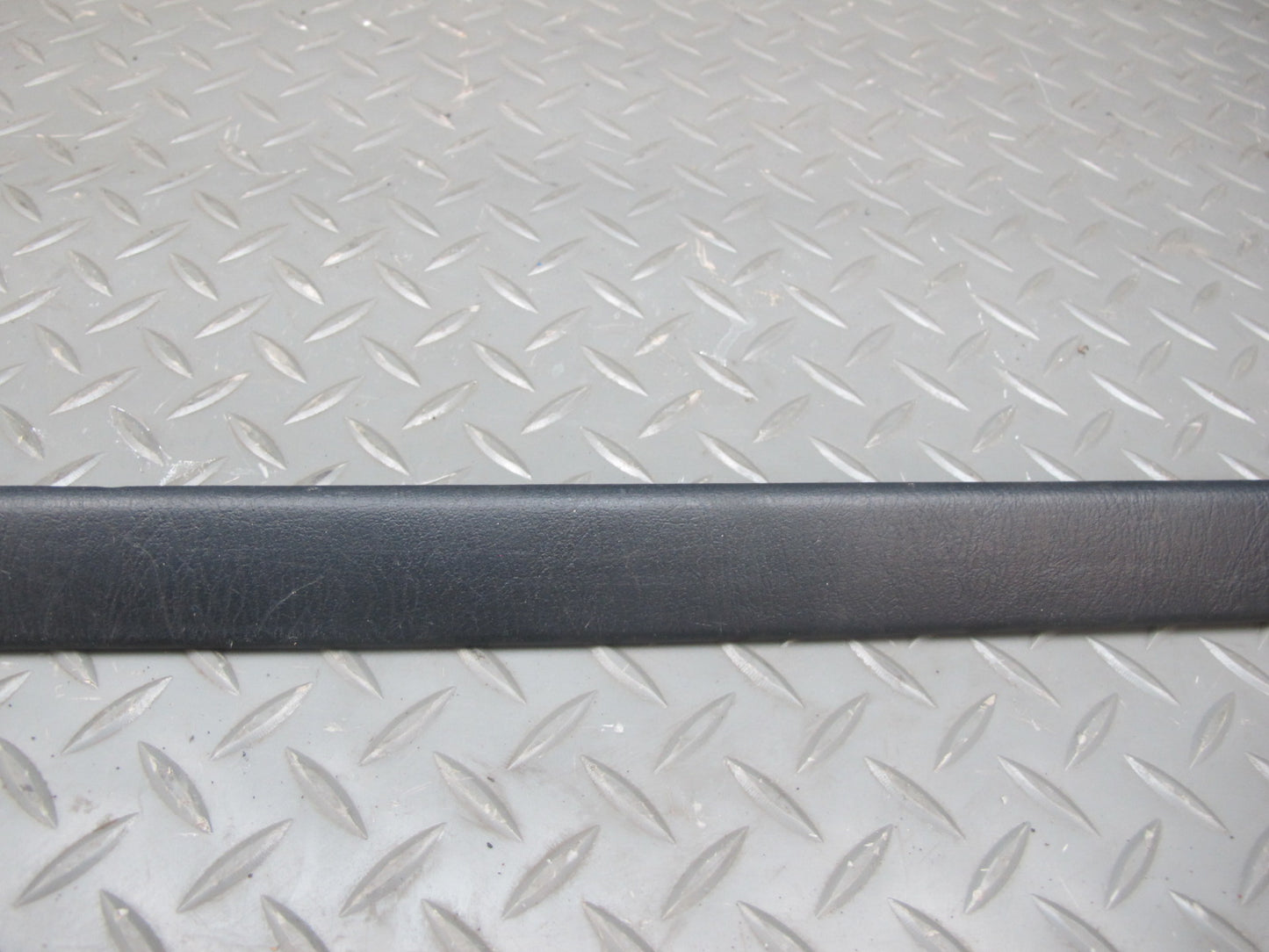 92-00 Lexus JZZ31L SC400 SC300 Set of 2 Door Scuff Step Sill Plate Trim OEM