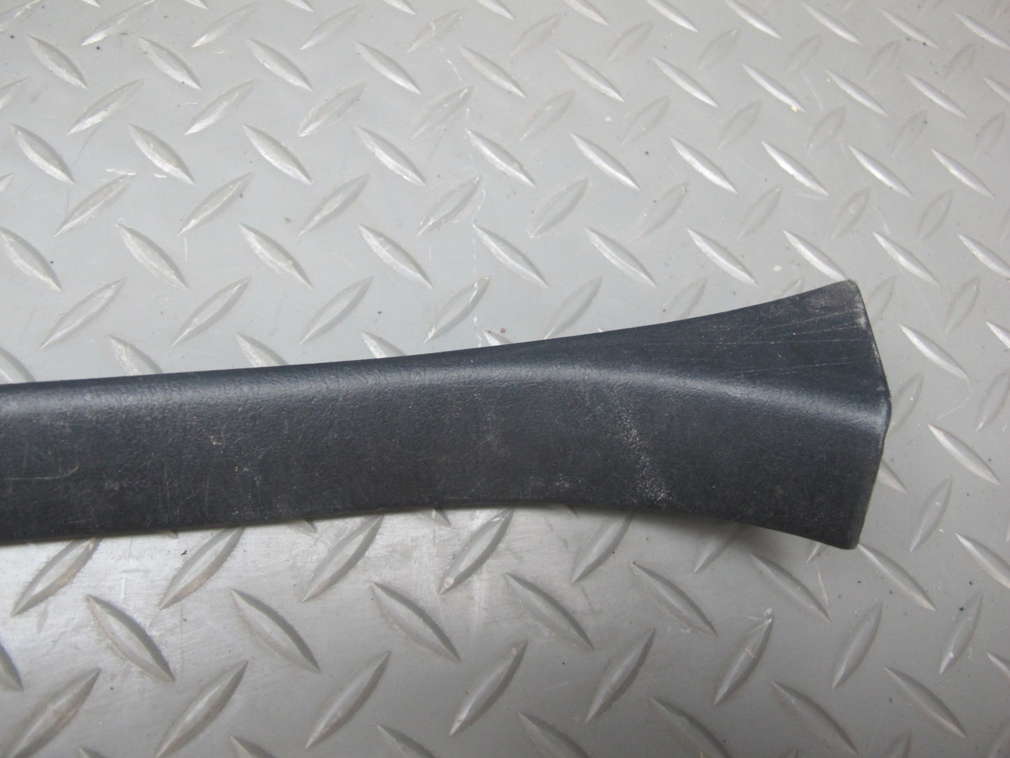 92-00 Lexus JZZ31L SC400 SC300 Set of 2 Door Scuff Step Sill Plate Trim OEM