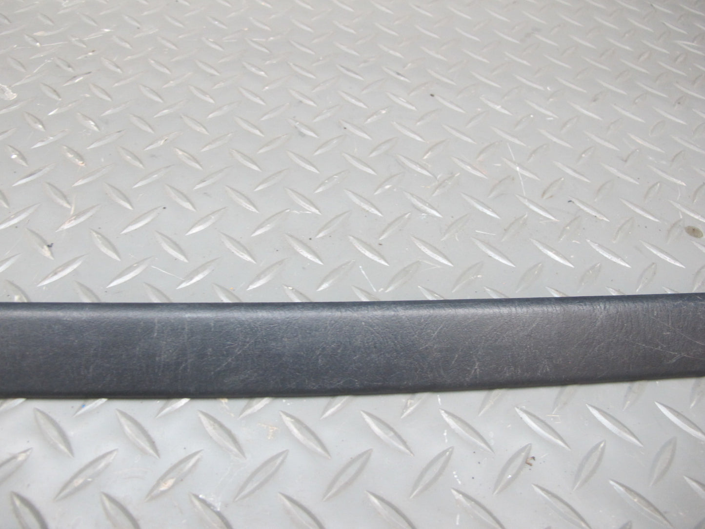 92-00 Lexus JZZ31L SC400 SC300 Set of 2 Door Scuff Step Sill Plate Trim OEM