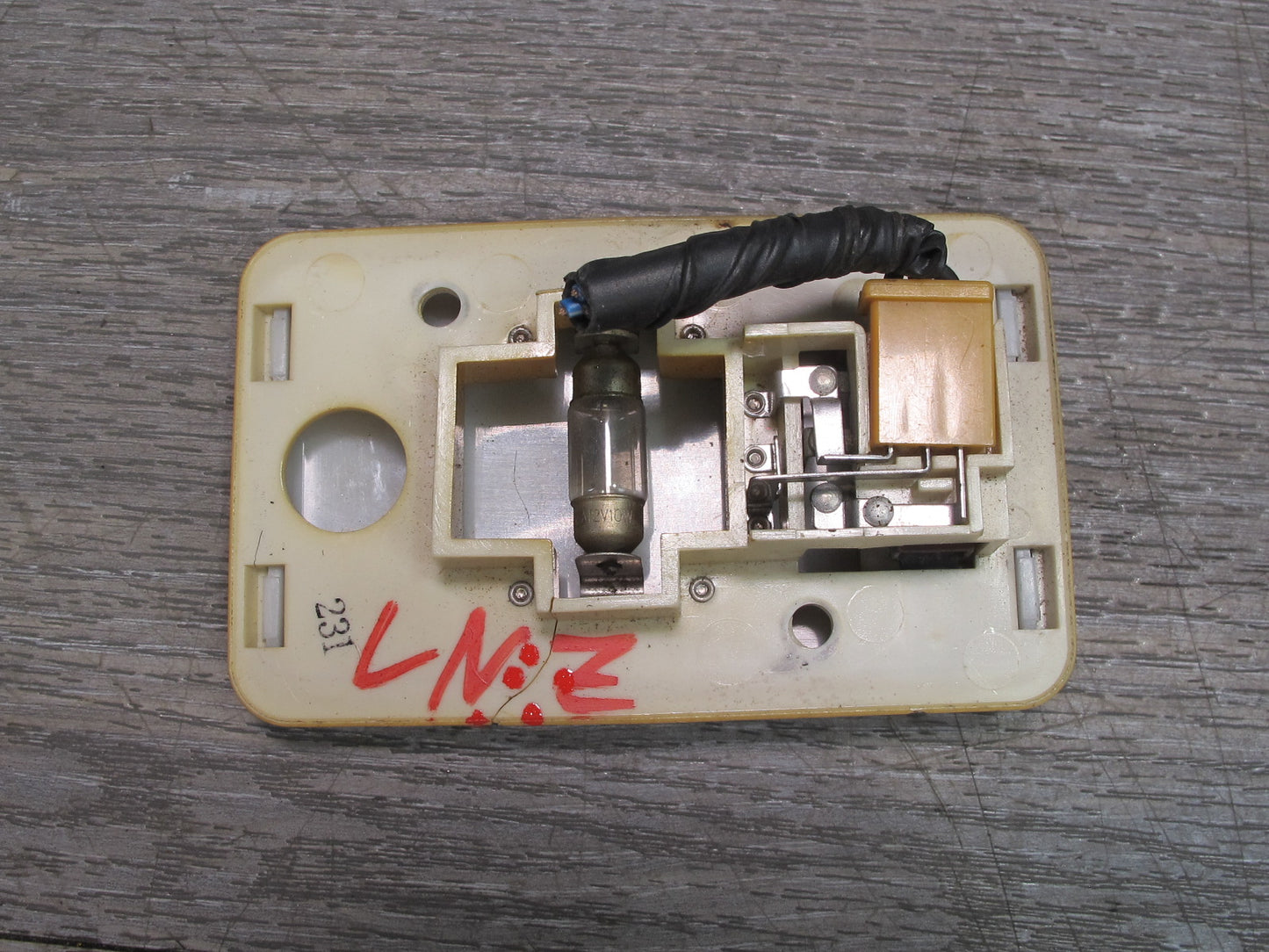 79-83 Datsun Nissan 280ZX S130 Interior Overhead Dome MAP Light Lamp Assy OEM
