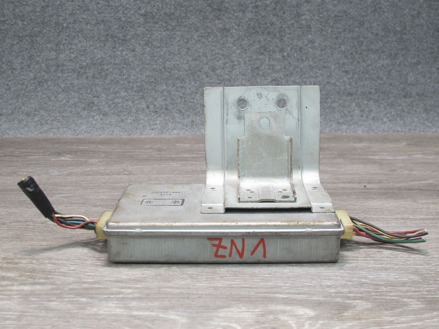 80-83 Datsun Nissan 280ZX S130 Warning Display Amplifier Control Module OEM