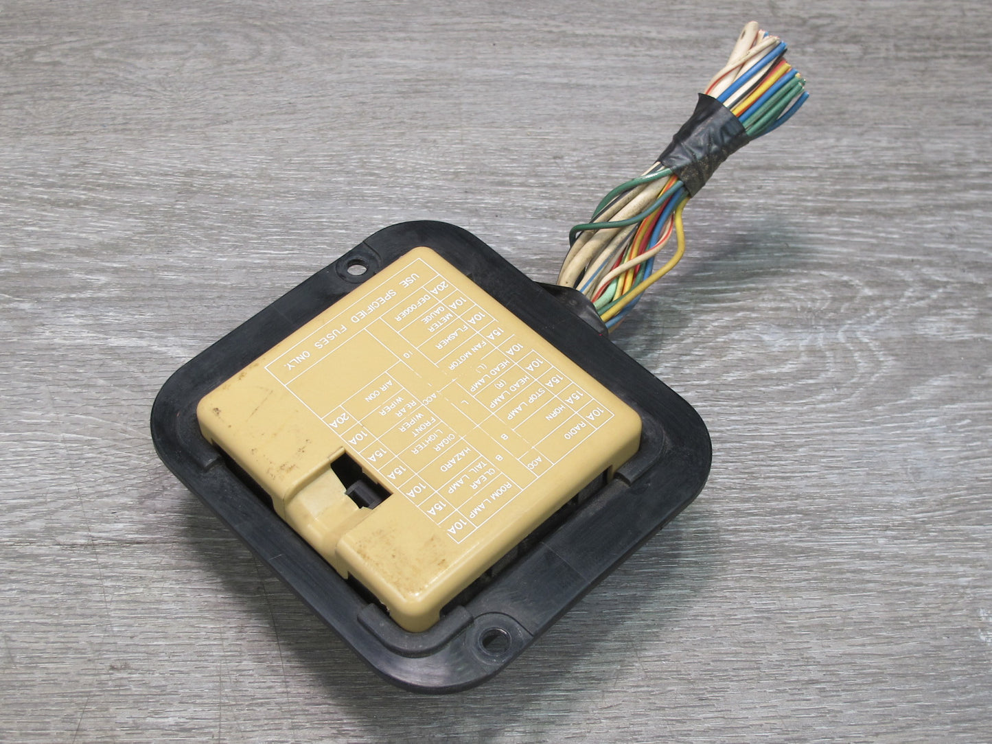 79-83 Datsun Nissan 280ZX S130 Interior Fuse Relay Box Module W/ Cover OEM