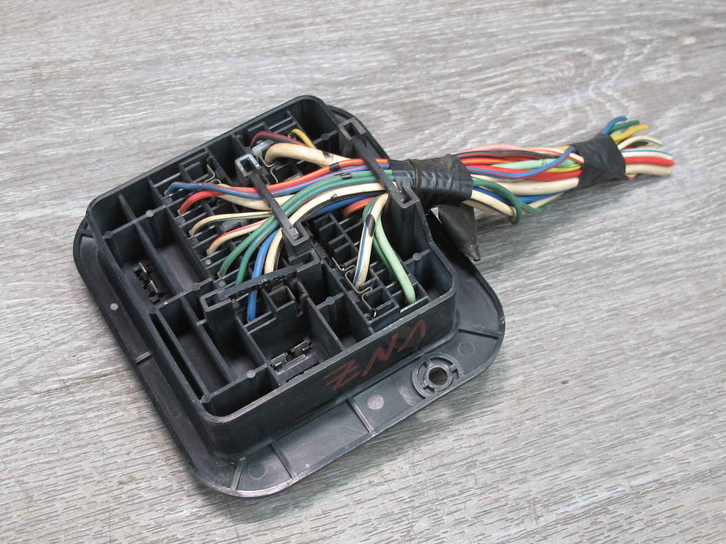 79-83 Datsun Nissan 280ZX S130 Interior Fuse Relay Box Module W/ Cover OEM