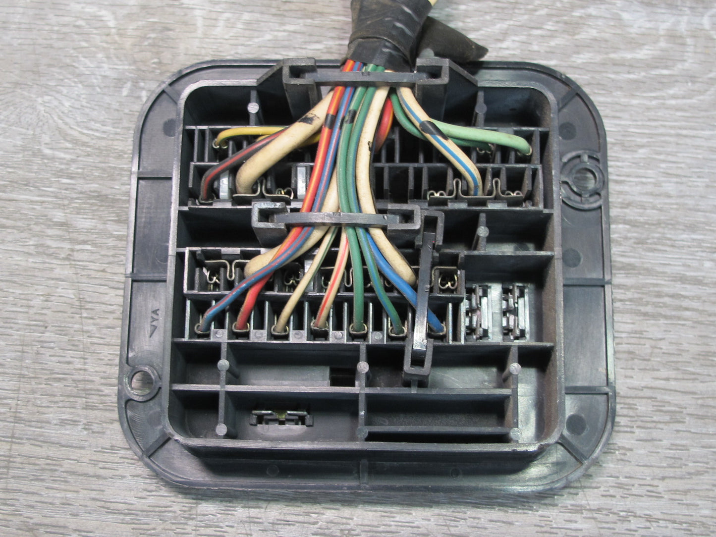 79-83 Datsun Nissan 280ZX S130 Interior Fuse Relay Box Module W/ Cover OEM