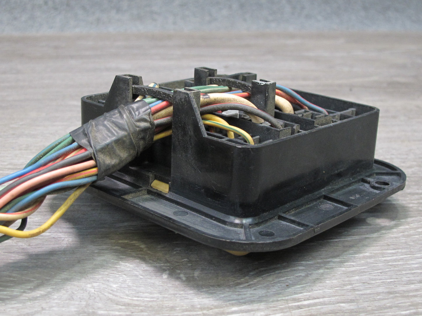 79-83 Datsun Nissan 280ZX S130 Interior Fuse Relay Box Module W/ Cover OEM